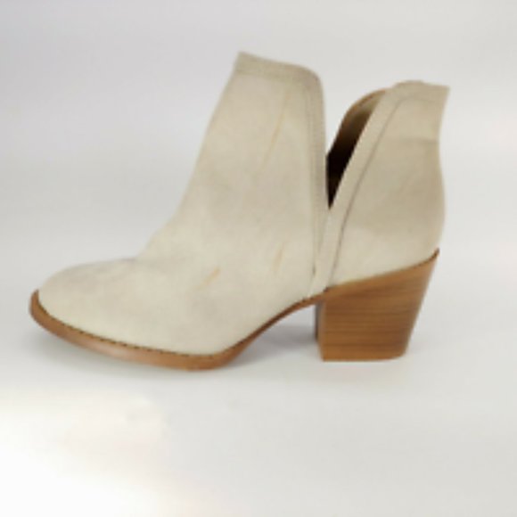 LOFT Outlet Womens Faux Suede Ankle Boots Booties Pull On Cutout Light Gray 6M - Picture 11 of 11